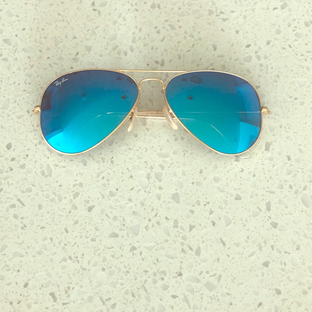 Blue reflective aviator Raybans